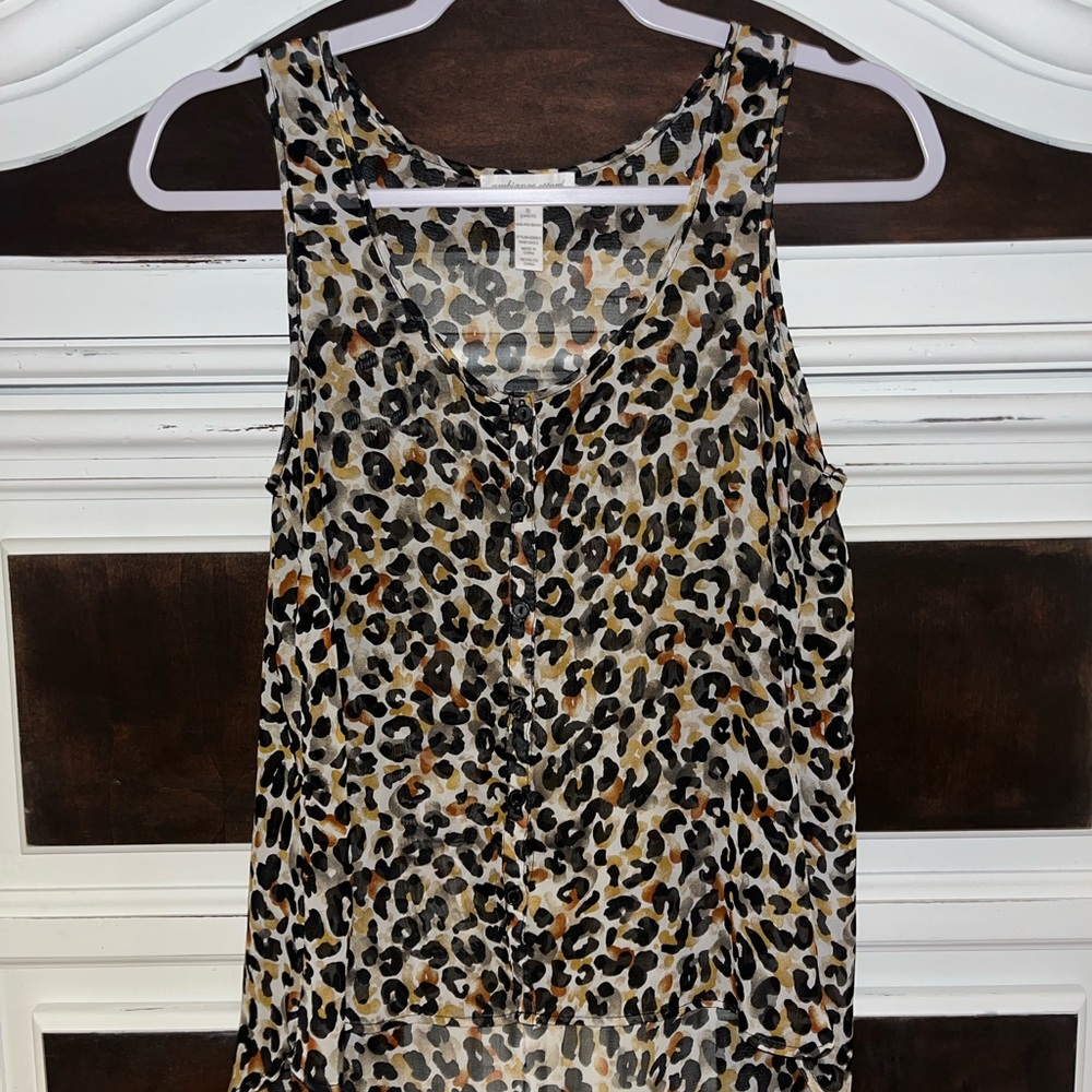 Leopard Print Sleeveless Top